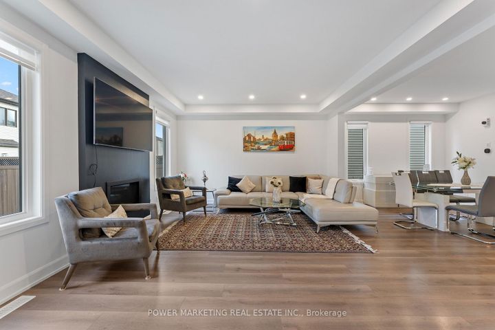 Photo 14 at 159 CELESTIAL Grove, Nepean (Half Moon Bay), Ottawa