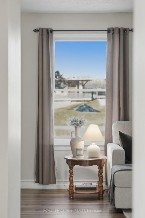 Photo 11 at 67 Castlefrank Road, Glencairn/Hazeldean, Kanata