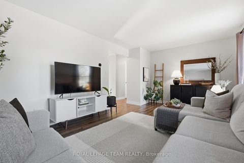 Photo 12 at 67 Castlefrank Road, Glencairn/Hazeldean, Kanata