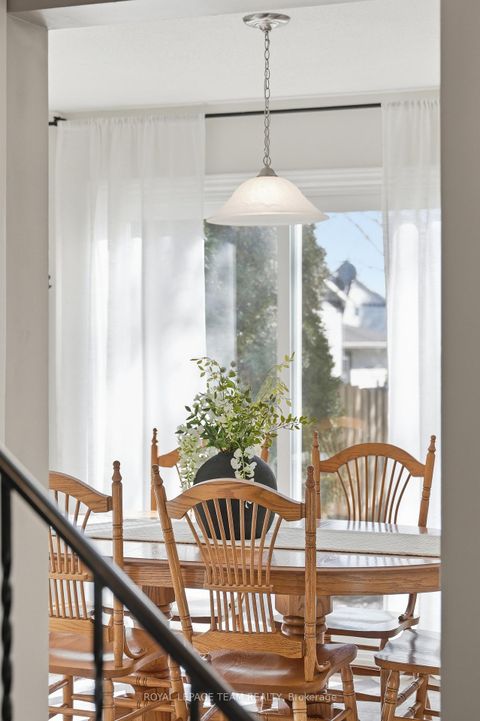 Photo 16 at 67 Castlefrank Road, Glencairn/Hazeldean, Kanata