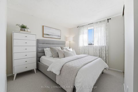 Photo 32 at 67 Castlefrank Road, Glencairn/Hazeldean, Kanata