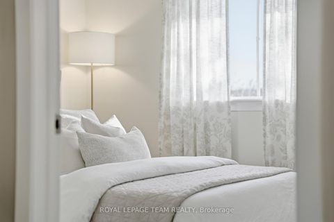 Photo 33 at 67 Castlefrank Road, Glencairn/Hazeldean, Kanata