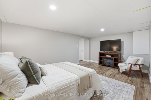 Photo 42 at 67 Castlefrank Road, Glencairn/Hazeldean, Kanata