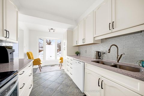 Photo 9 at 1557 Verchere Street, Chateauneuf, Orleans