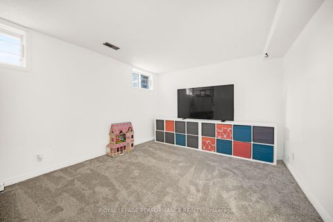 Photo 31 at 1557 Verchere Street, Chateauneuf, Orleans