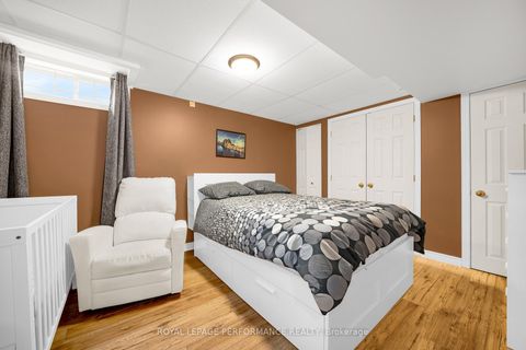 Photo 36 at 1557 Verchere Street, Chateauneuf, Orleans