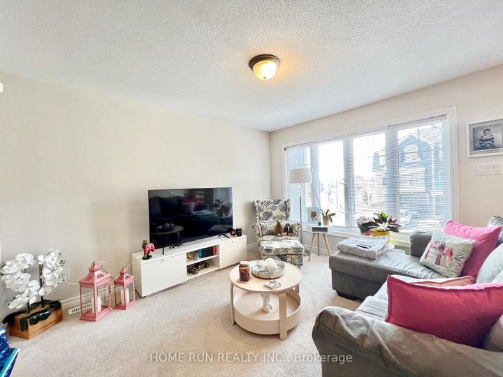 Photo 4 at 347 Pumpkinseed Crescent, Nepean (Half Moon Bay), Ottawa