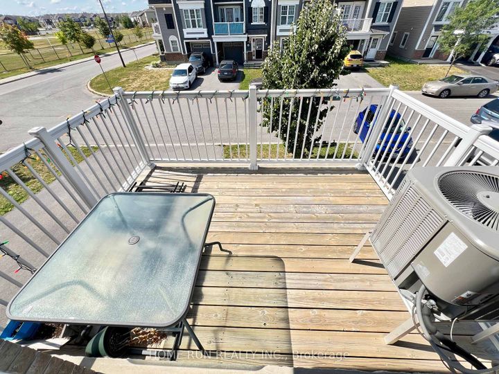 Photo 8 at 347 Pumpkinseed Crescent, Nepean (Half Moon Bay), Ottawa