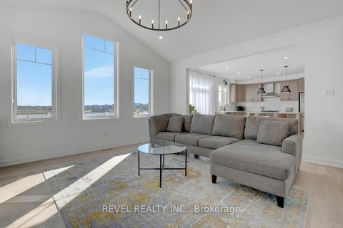 Photo 11 at 1022 Showman Street, Richmond, Stittsville