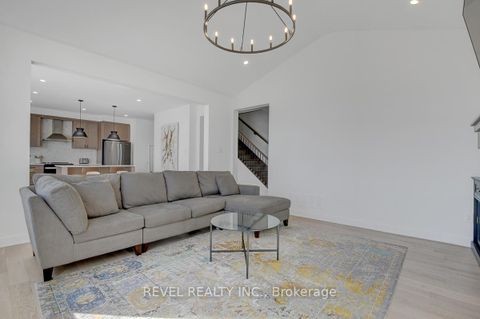 Photo 12 at 1022 Showman Street, Richmond, Stittsville