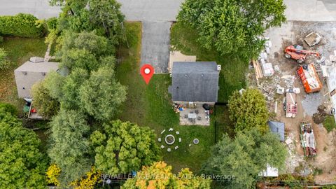 Photo 6 at 7 Tower Road, Nepean (Meadowlands/St. Claire Gardens), Ottawa