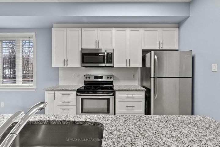Photo 8 at A - 34 Tadley Private, Nepean (Longfields), Ottawa