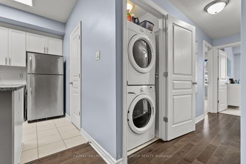 Photo 15 at A - 34 Tadley Private, Nepean (Longfields), Ottawa