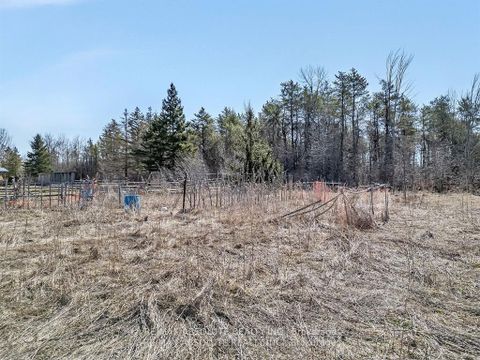 Photo 5 at 18 Wolford Centre Avenue, Merrickville/Wolford Twp, Merrickville