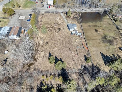 Photo 8 at 18 Wolford Centre Avenue, Merrickville/Wolford Twp, Merrickville