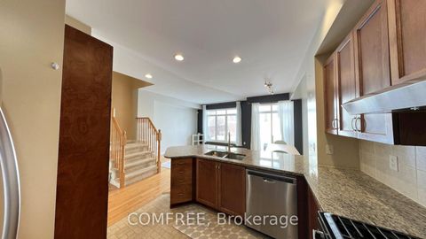 Photo 7 at 294 Waymark Crescent, Emerald Meadows/Trailwest, Kanata