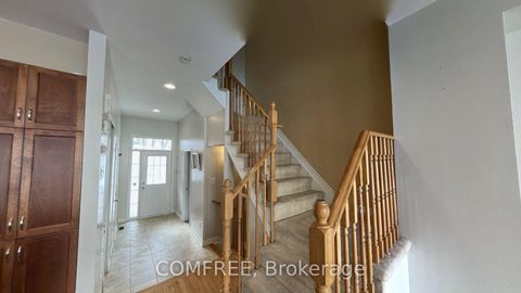 Photo 11 at 294 Waymark Crescent, Emerald Meadows/Trailwest, Kanata