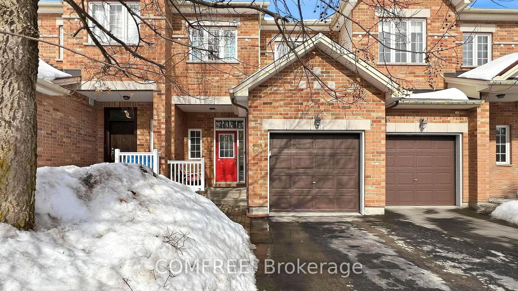 294 Waymark Crescent, Emerald Meadows/Trailwest, Kanata 2