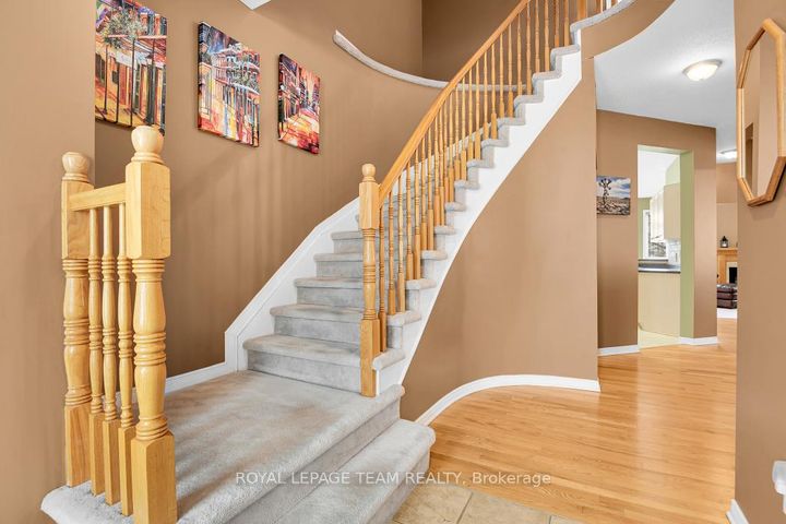 Photo 4 at 162 Redcliff Avenue, Nepean (Longfields), Ottawa