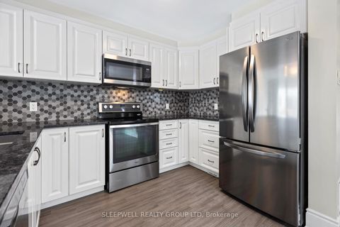 Photo 6 at 320 Lipizzaner Street, Stittsville (South), Stittsville