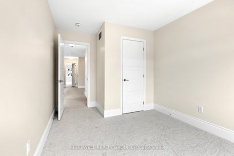 Photo 17 at 320 Lipizzaner Street, Stittsville (South), Stittsville