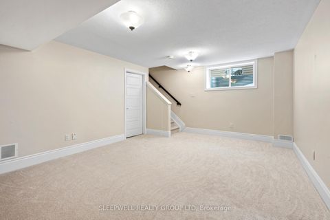 Photo 27 at 320 Lipizzaner Street, Stittsville (South), Stittsville