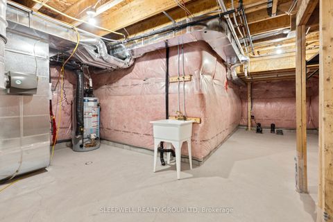 Photo 29 at 320 Lipizzaner Street, Stittsville (South), Stittsville