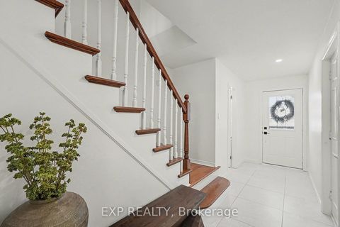 Photo 3 at 15 Hendrie Court, Katimavik, Kanata