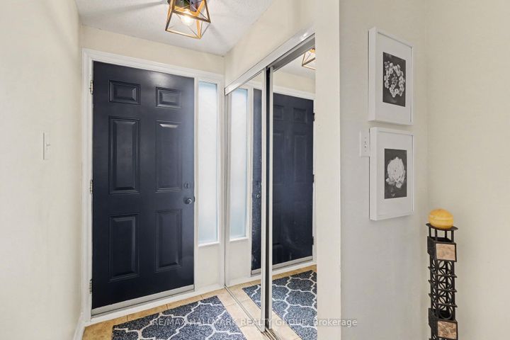 Photo 4 at 16B Spring Grove Lane, Nepean (Pheasant Run), Ottawa