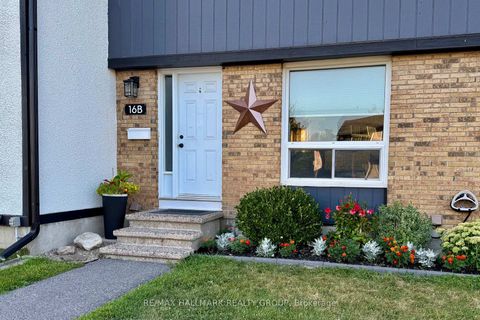 Photo 2 at 16B Spring Grove Lane, Nepean (Pheasant Run), Ottawa