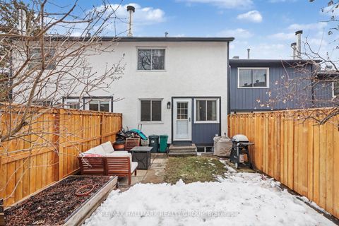 Photo 35 at 16B Spring Grove Lane, Nepean (Pheasant Run), Ottawa