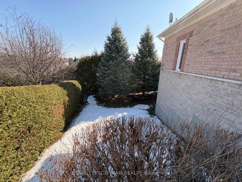 Photo 30 at 34 Goldora Private, Kanata Lakes/Heritage Hills, Kanata