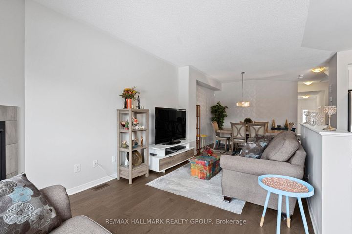Photo 17 at 618 Via Campanale Avenue, Nepean (Longfields), Ottawa
