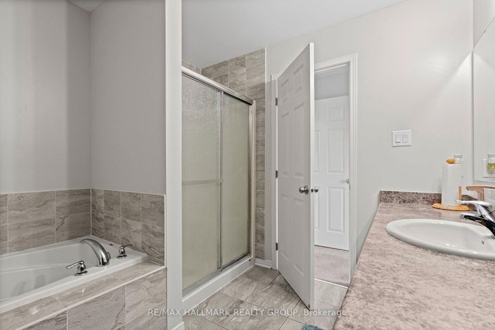 Photo 34 at 618 Via Campanale Avenue, Nepean (Longfields), Ottawa