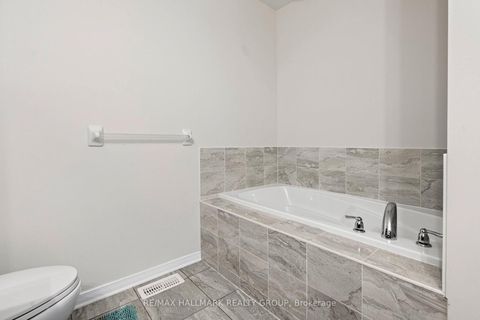 Photo 33 at 618 Via Campanale Avenue, Nepean (Longfields), Ottawa