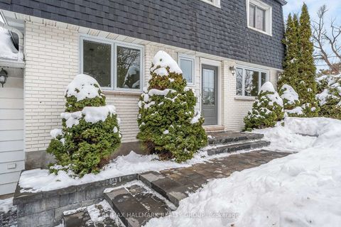 Photo 3 at 27 King Street, Richmond, Stittsville