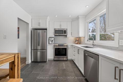 Photo 15 at 27 King Street, Richmond, Stittsville