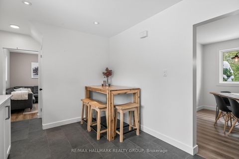 Photo 18 at 27 King Street, Richmond, Stittsville