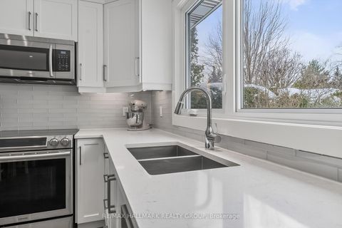 Photo 19 at 27 King Street, Richmond, Stittsville