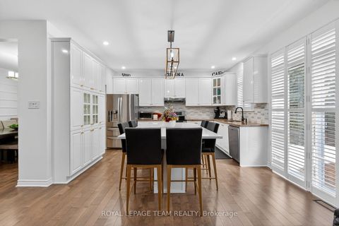 Photo 10 at 68 Polo Lane, Emerald Meadows/Trailwest, Kanata