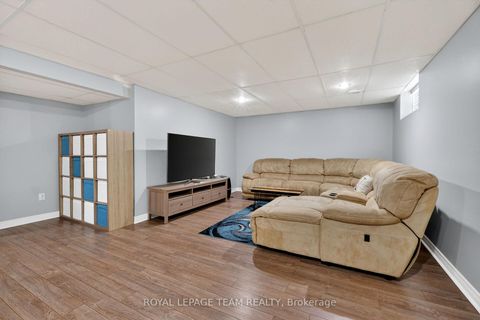 Photo 29 at 68 Polo Lane, Emerald Meadows/Trailwest, Kanata