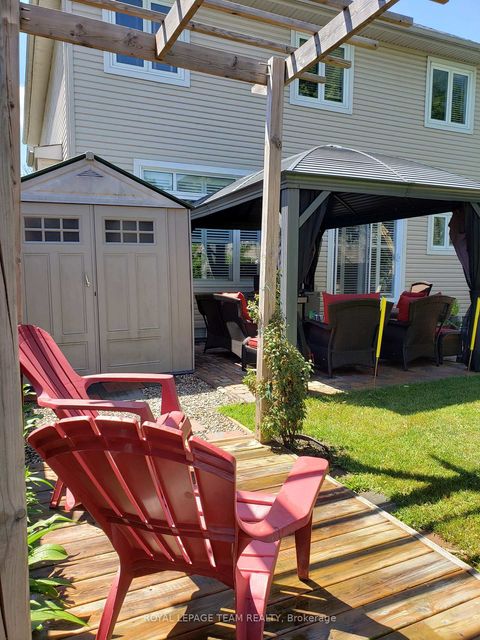 Photo 38 at 68 Polo Lane, Emerald Meadows/Trailwest, Kanata