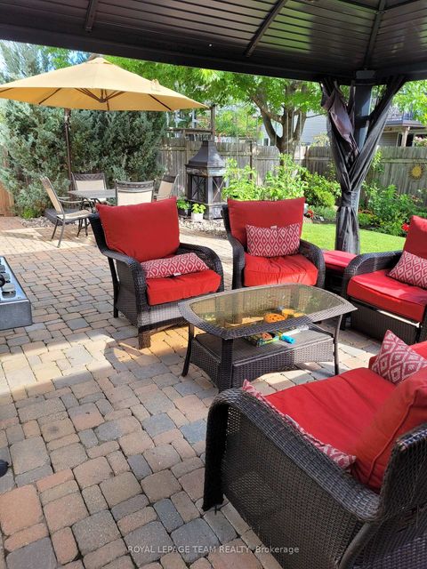 Photo 43 at 68 Polo Lane, Emerald Meadows/Trailwest, Kanata