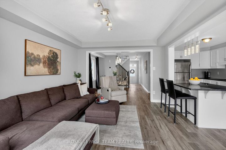 Photo 8 at 626 Bluegill Avenue, Nepean (Half Moon Bay), Ottawa