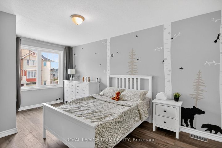 Photo 24 at 626 Bluegill Avenue, Nepean (Half Moon Bay), Ottawa