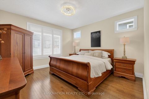 Photo 19 at 127 Elfin Grove W, Emerald Meadows/Trailwest, Kanata