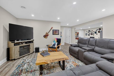 Photo 26 at 127 Elfin Grove W, Emerald Meadows/Trailwest, Kanata