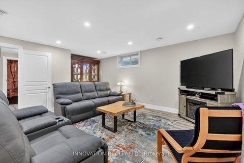 Photo 27 at 127 Elfin Grove W, Emerald Meadows/Trailwest, Kanata