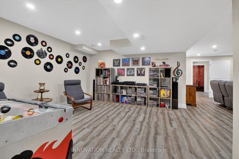 Photo 28 at 127 Elfin Grove W, Emerald Meadows/Trailwest, Kanata