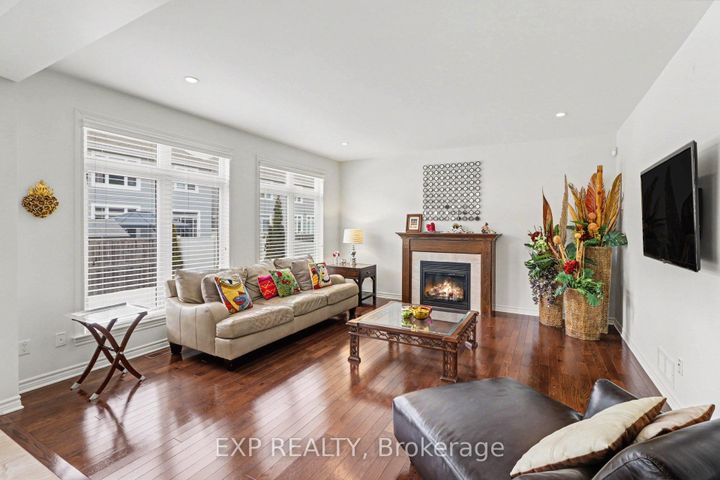 Photo 12 at 104 Brambling Way, Nepean (Half Moon Bay), Ottawa